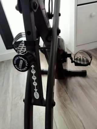 Bicicleta Estática Plegable Regulable