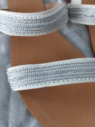 Sandalias Bershka Blancas Talla 38 Brillantes