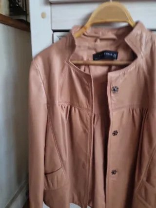 Chaqueta de piel Zara Beige Talla M