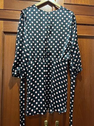 Mono Zara lunares negro y rosa