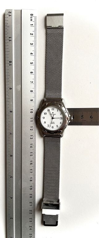 Reloj Junghans de Malla Plateado