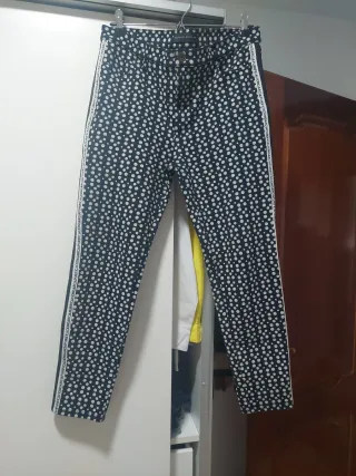 Pantalones de mujer con lunares