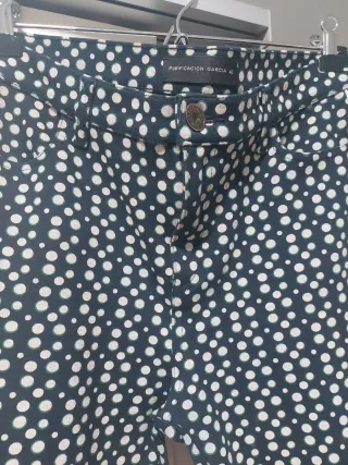 Pantalones de mujer con lunares