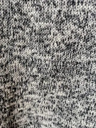 Jersey blanco y negro