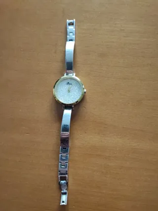 Reloj Lotus Dorado y Plateado