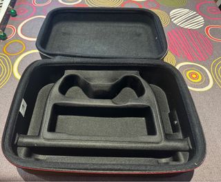 Estuche Negro/Rojo para Nintendo Switch