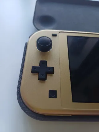 Nintendo Switch Lite Edición Especial Hyrule