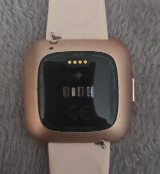 Fitbit Versa 2 + Cargador + 2 correas