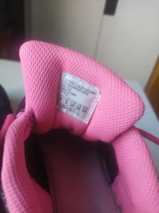 Deportivas Skechers Negras y Rosas