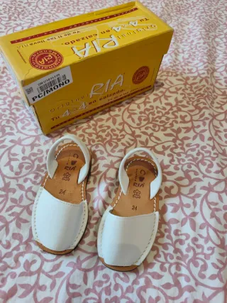 Menorquinas niña blancas RIA Talla 24