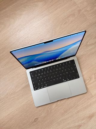 MacBook Pro M2 Pro 16GB 1TB Plata