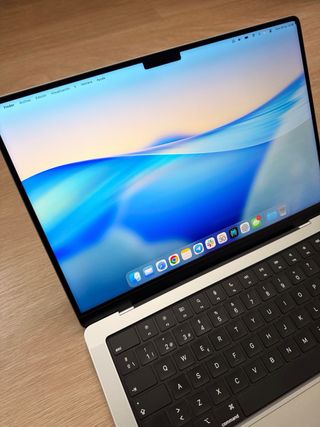 MacBook Pro M2 Pro 16GB 1TB Plata