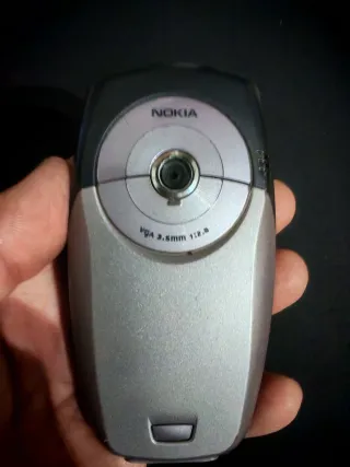 Nokia 6600 Charger & Phone