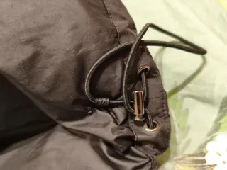 Abrigo plumífero Comptoir des Cotonniers negro