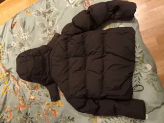 Abrigo plumífero Comptoir des Cotonniers negro