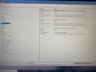 PC Sobremesa Negro con Detalles Naranja