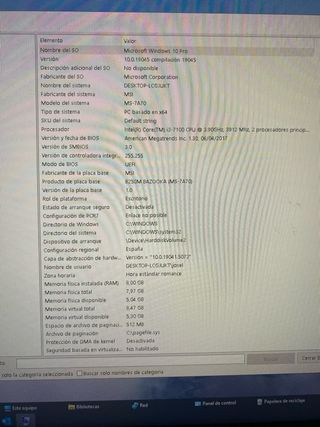 PC Sobremesa Negro con Detalles Naranja