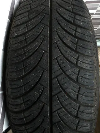 4 Llantas con Gomas 235/65 R17 108H Usado 2 meses