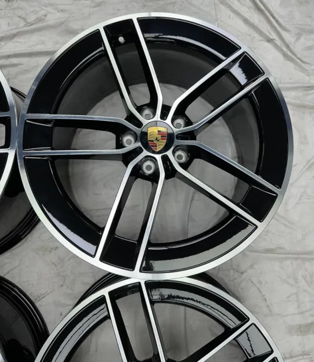 Llantas Porsche 992 GTS Exclusive