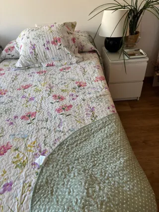 Colcha reversible cama 105 cm