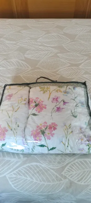 Colcha reversible cama 105 cm