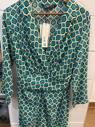 Vestido Zara estampado talla M