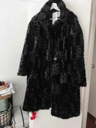 Abrigo Zara Piel Sintética Negro Elegante