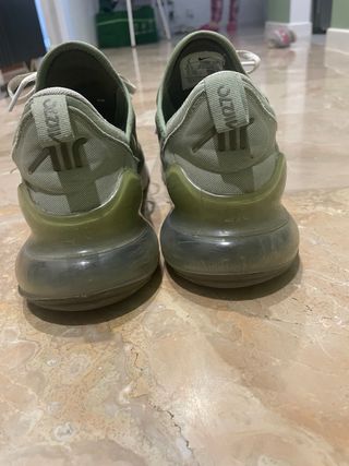 Nike Air Max 270 Verdi Mis. 41