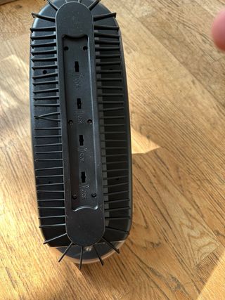 Porta corbatas giratorio eléctrico con luz