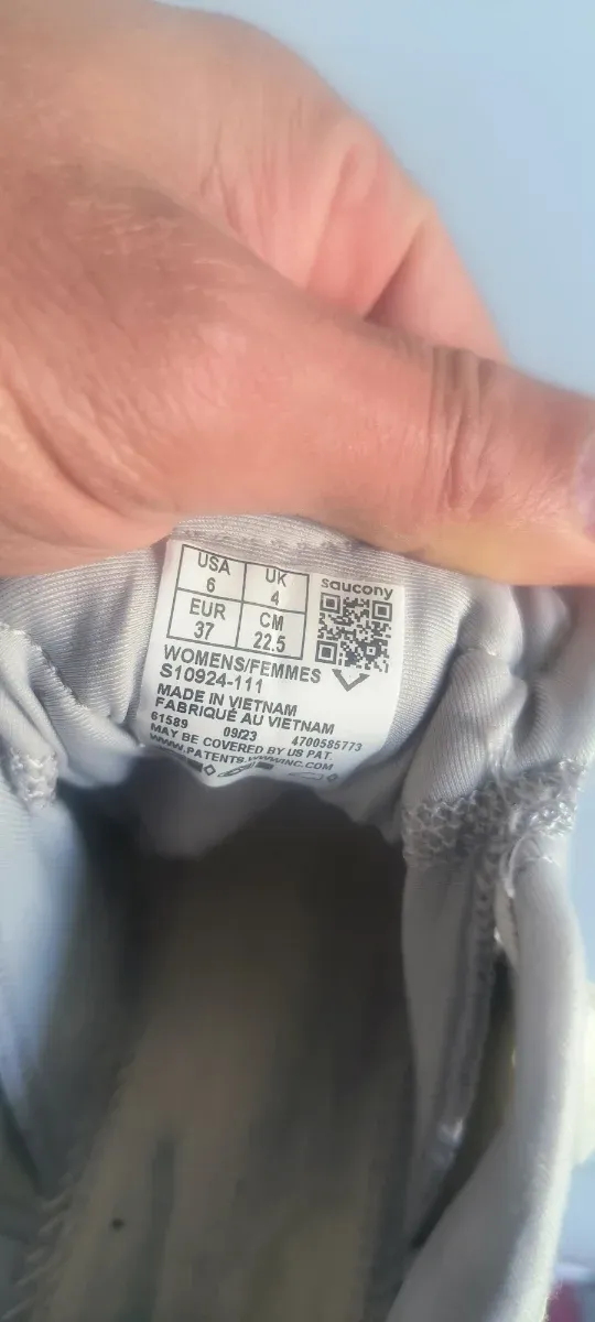 Zapatillas Saucony ride 17 Blancas y Amarillas