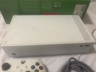 Xbox Series S 512GB + 2 Controller