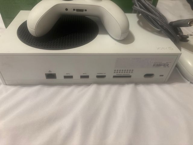 Xbox Series S 512GB + 2 Controller