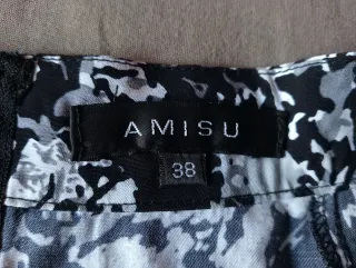 Falda corta New Yorker estampada