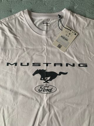 Camiseta Bershka Mustang Ford Talla L