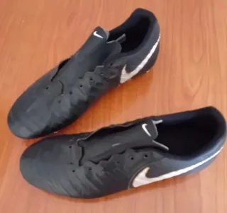 Zapatillas Fútbol Nike Tiempo T 44 . Sin cordones