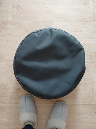 Puff pera XL gris con reposapiés