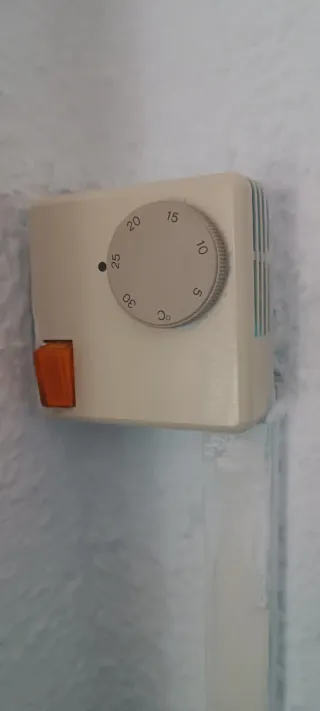 Calefactor Aerotermia con Termostato