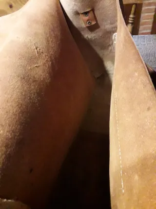 Cartera artesanal de cuero