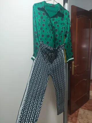 Conjunto verde y negro