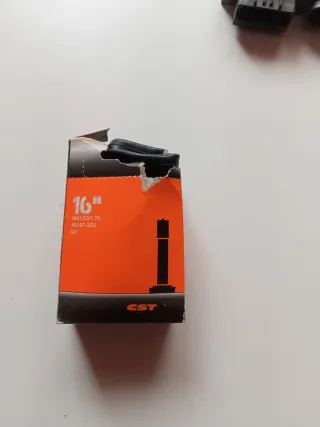 Cámara de bicicleta CST 16