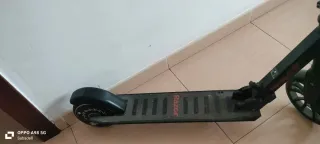 Patinete eléctrico Razor negro