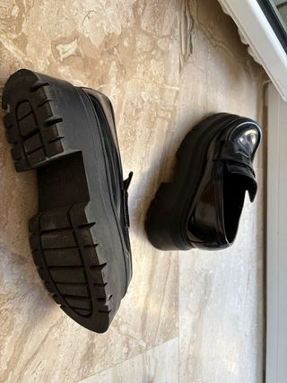 Mocasines plataforma Stradivarius negros