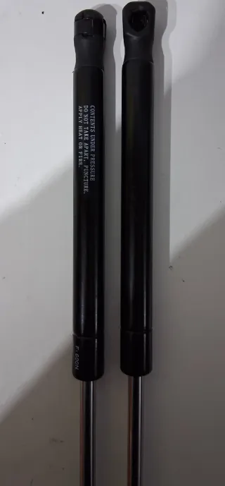 Pistones Canapé 600N