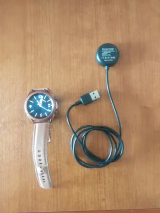 Reloj Samsung Galaxy Watch 3 Rose Gold, algo negoc
