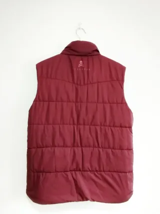 Chaleco Scalpers acolchado reversible.