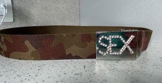 Cintura mimetica con scritta SEX argento