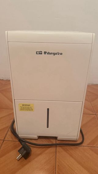 Deshumidificador blanco