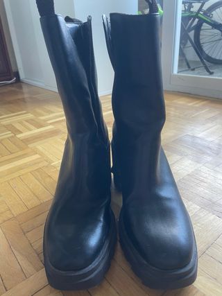 Botines negros tacón ancho caña media