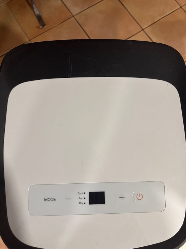 Aire Acondicionado Portátil Comfee Blanco