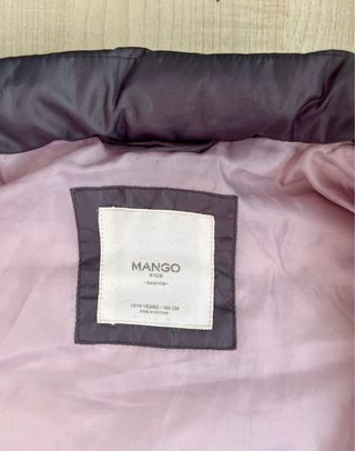 Chaqueta acolchada gris con bolsillos